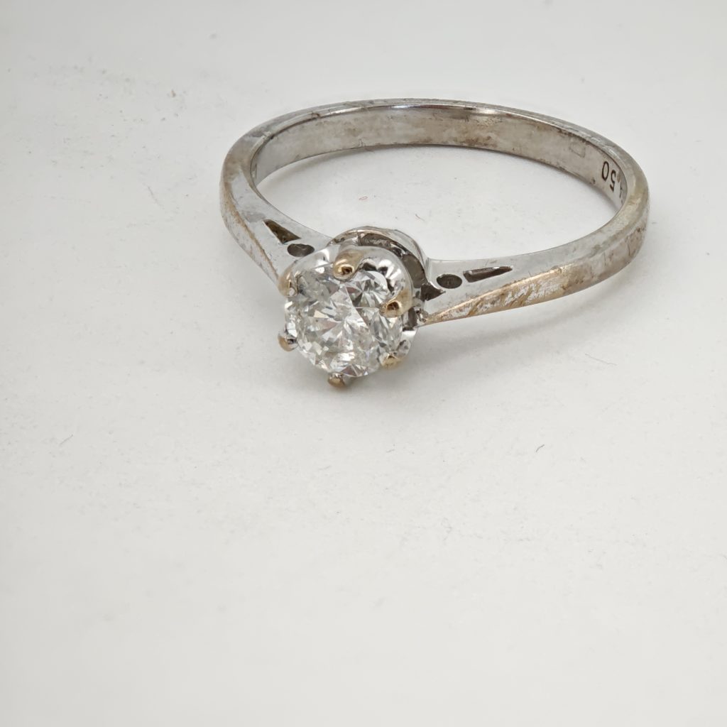 inel aur 18k cu diamant 0.5ct