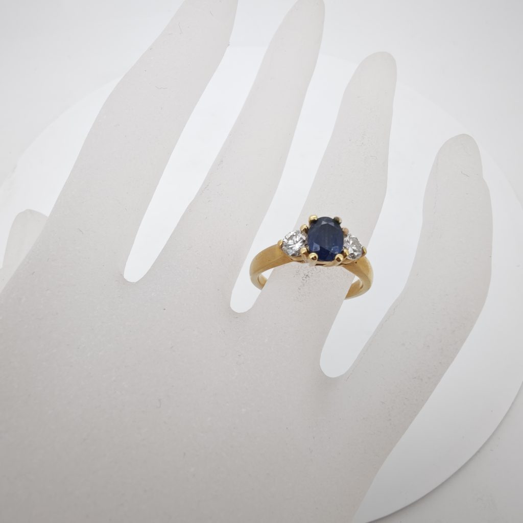 inel safir si diamante 1.5ct