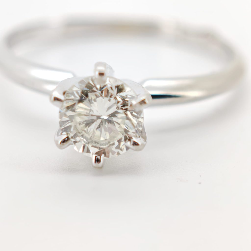 inel logodna cu diamant 0.70ct aur 14k