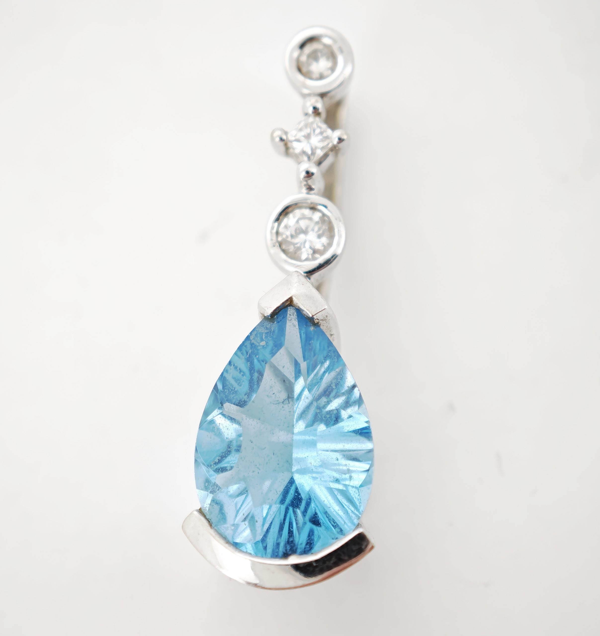 pandativ aur 14k cu topaz si diamante pandativ aur 14k cu topaz si diamante