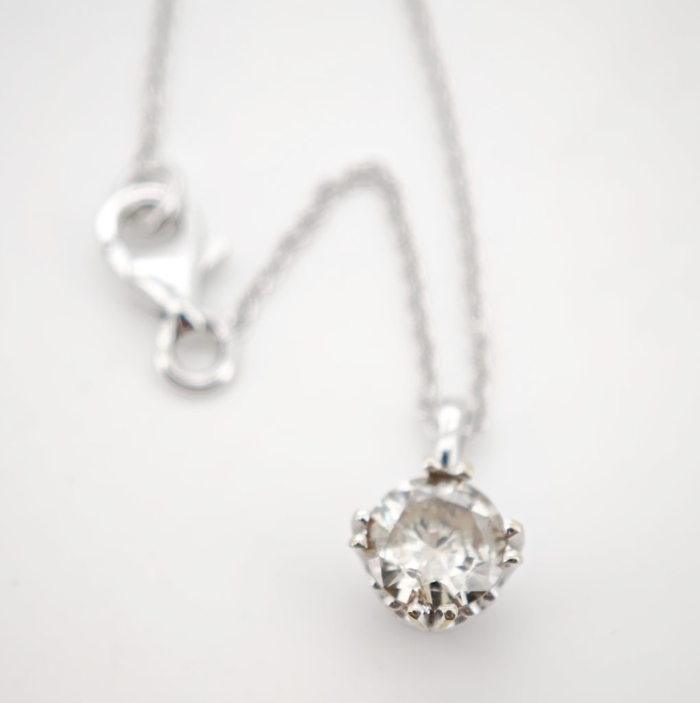 colier aur 14k cu diamant 0.90ct