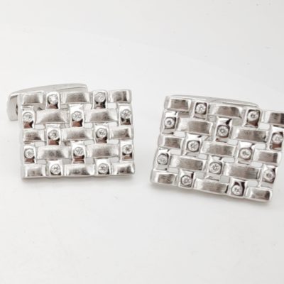 butonii aur 14k cu diamante 0.40ct