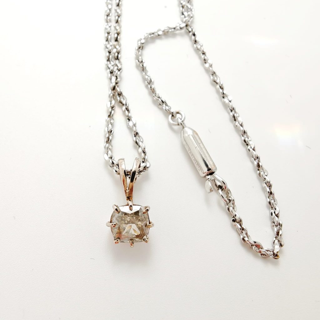 colier aur 14k cu diamant de 1.0ct