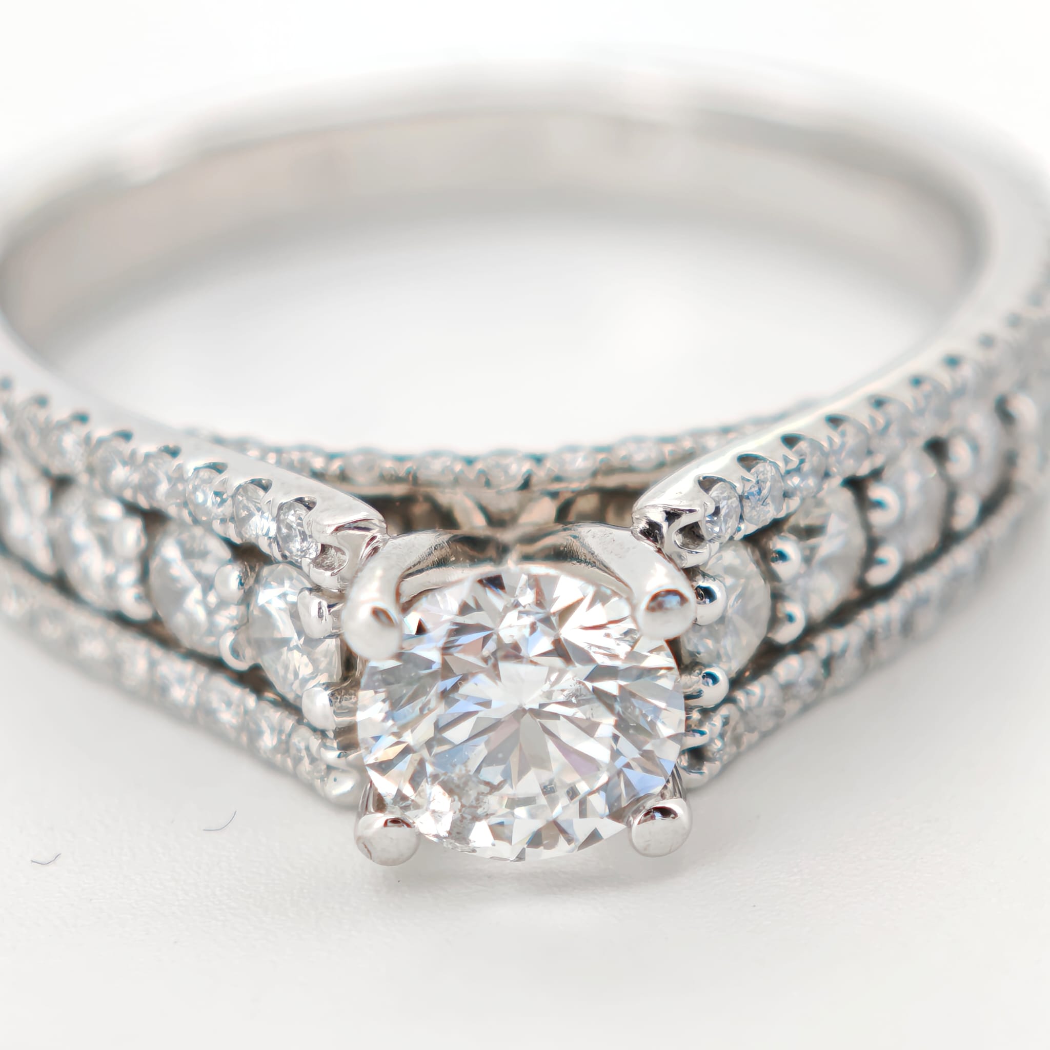 inel 14k cu diamante 2.52ct inscriptionare laser pe diamant inel 14k cu diamante 2.52ct inscriptionare laser pe diamant