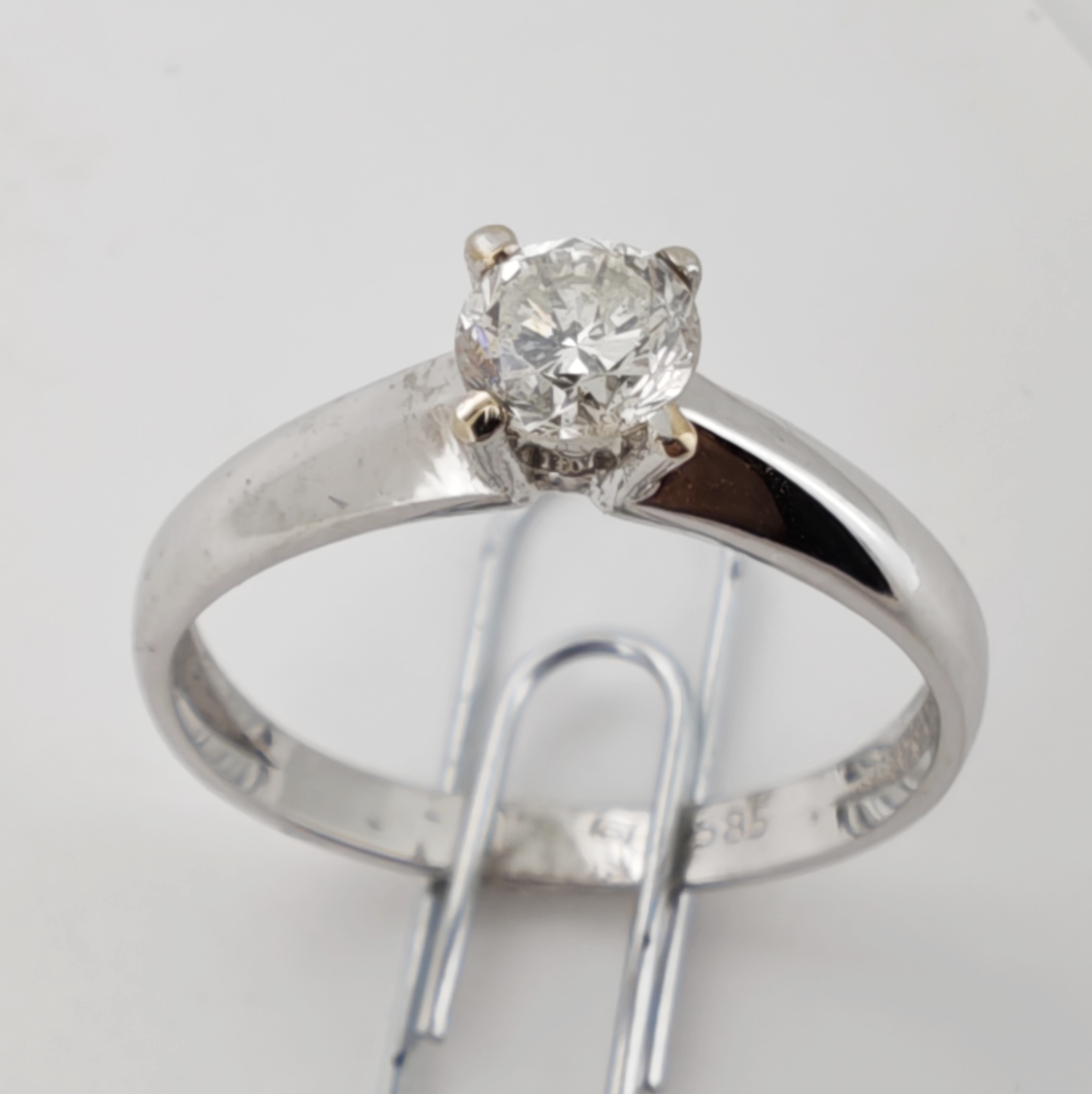 inel aur 14k cu diamant natural 0.56ct