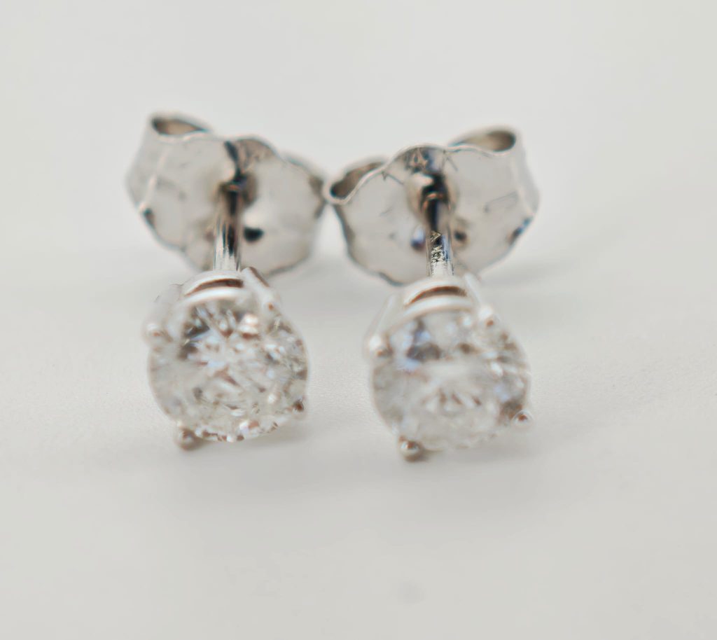 cercei 14k cu diamante 0.50ct