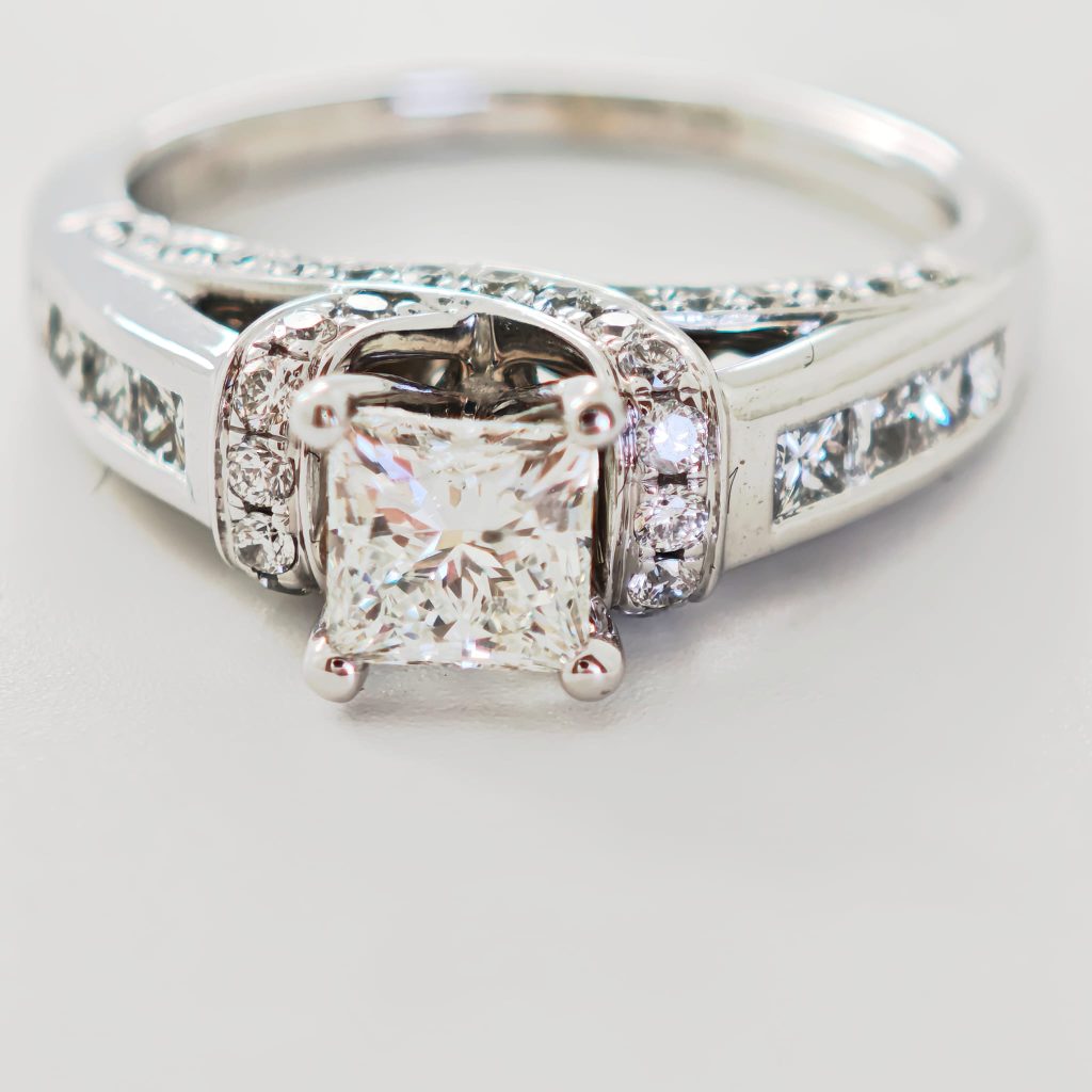 inel 14k cu diamante 1.47ct