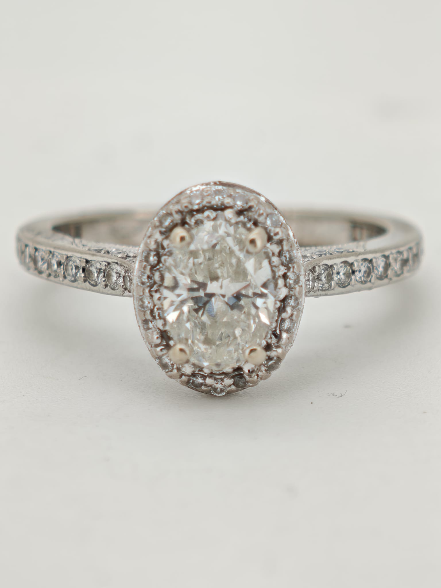 inel 18k cu diamante 1.26ct inel 18k cu diamante 1.26ct